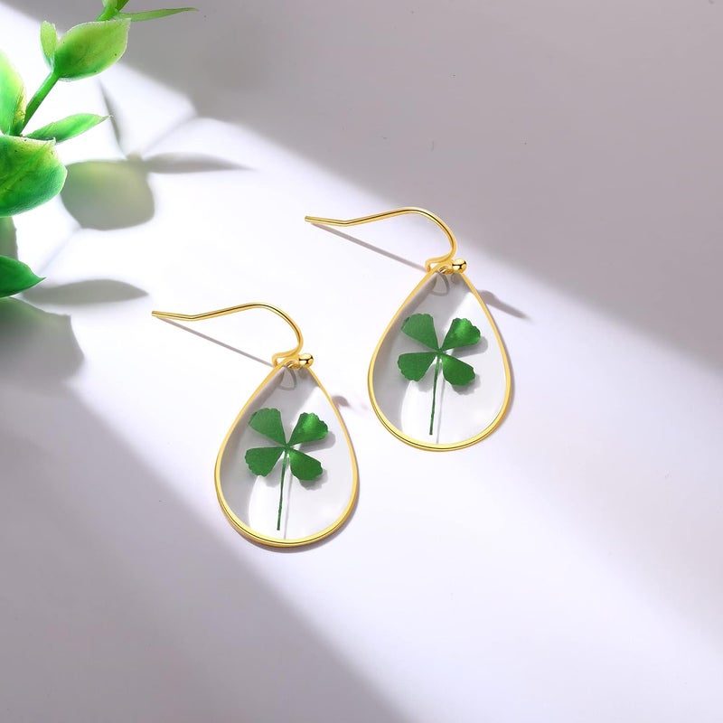 AUNTESIGN Store Forget-Me-Not and Queen Anne's Lace Pressed Wildflower Earrings | Pressed Flower Earrings | Handmade Drop and Dangle Earrings | Gift for Woman - Image 3